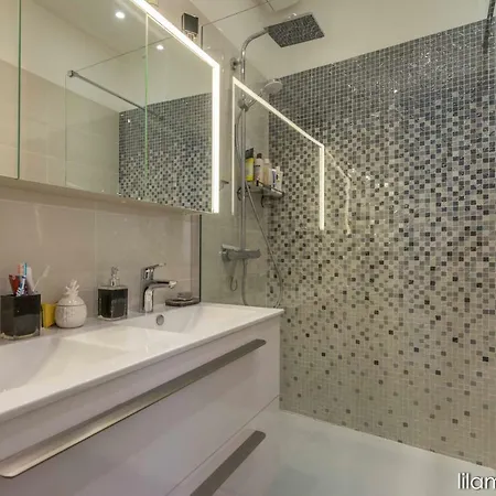 Apartment Beau 3 Pieces Entre Gare Et Palais Cannes